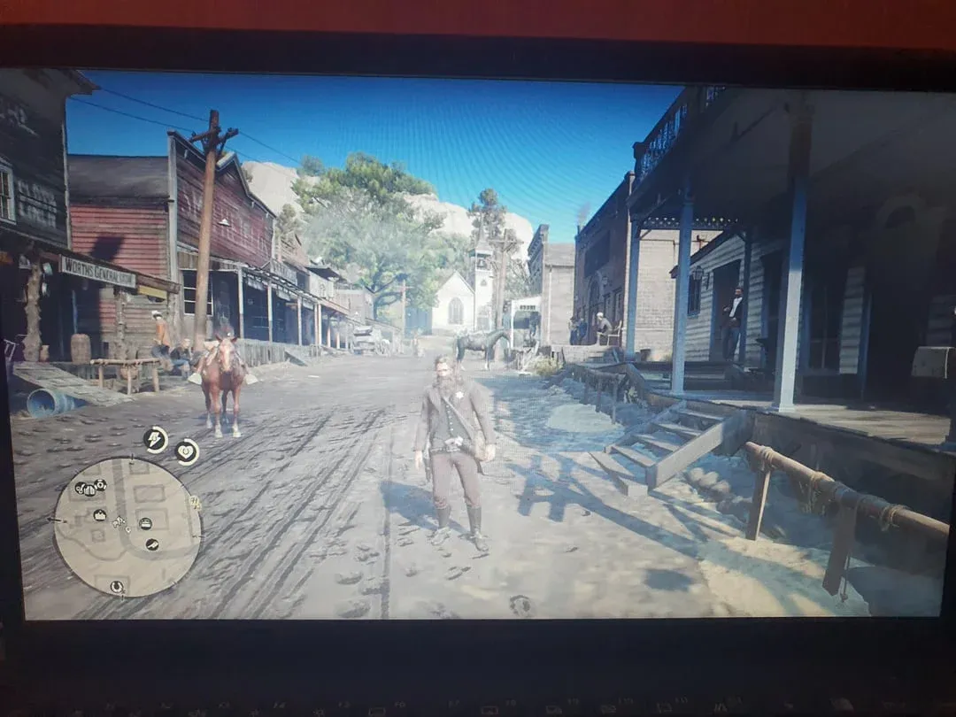 Playing on low end laptop : r ...