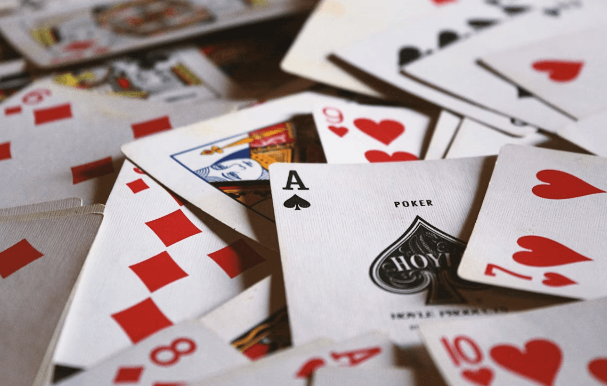Beginner's Guide to Competitive Card and Skill Games 