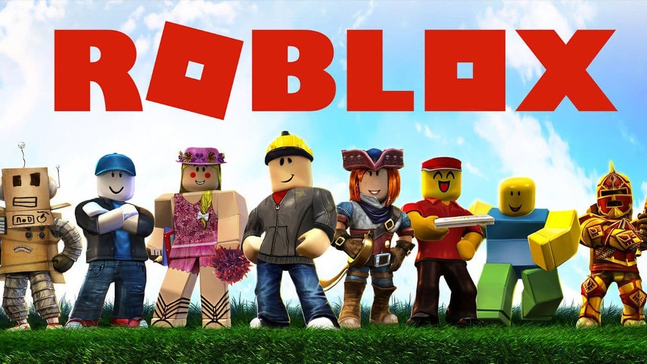 Chris Hansen Gets Banned from Roblox Live on Stage at CrimeCon