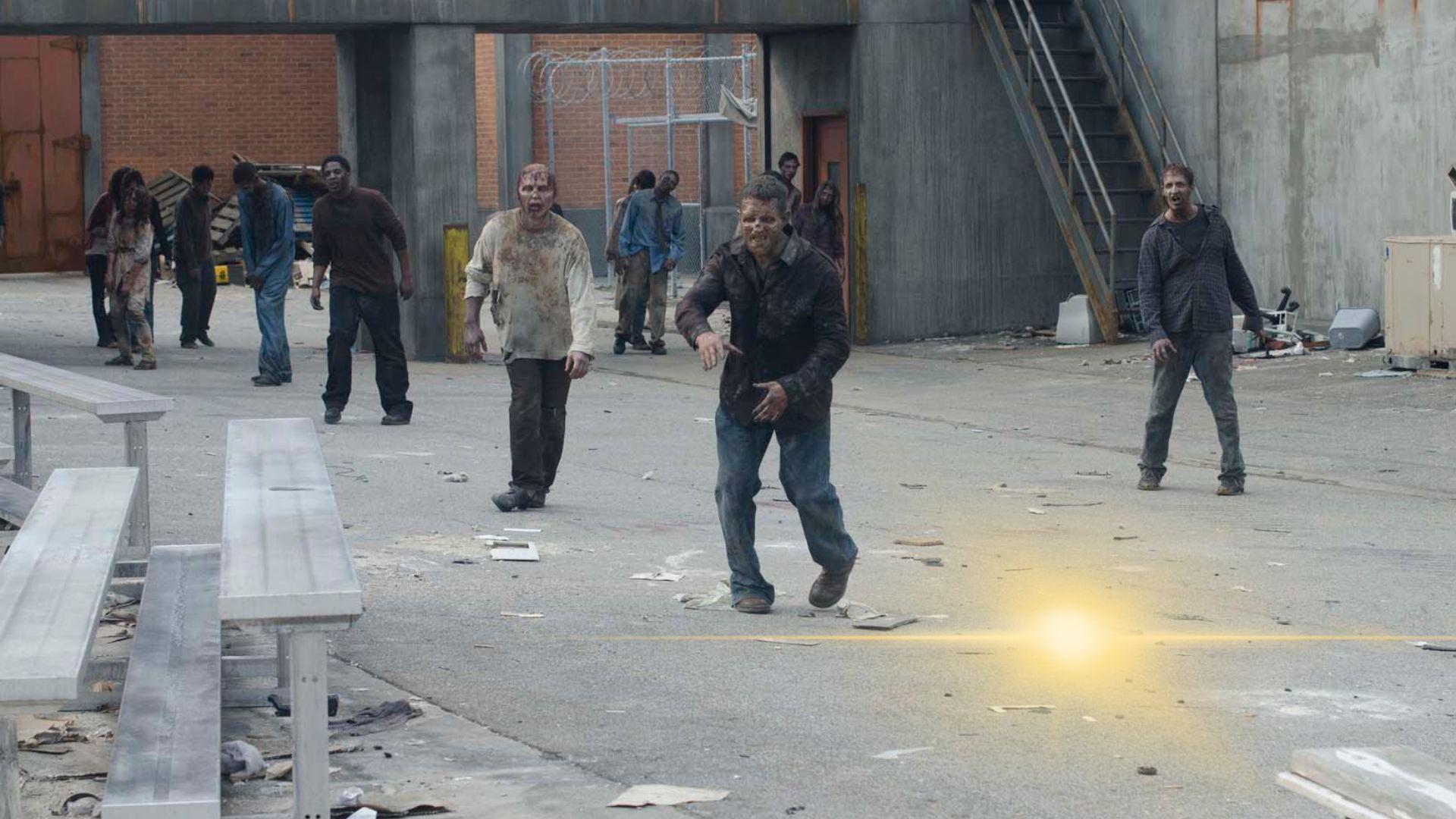 World War Z x The Walking Dead Now on Xbox