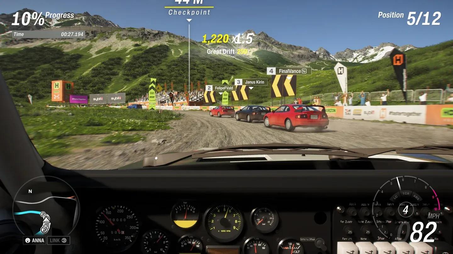 Horizon Promo photo at race start