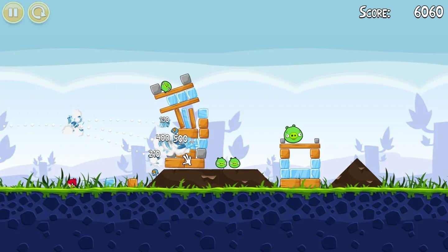 Angry Birds - 經典彈弓射擊遊戲 | GAMES.GG