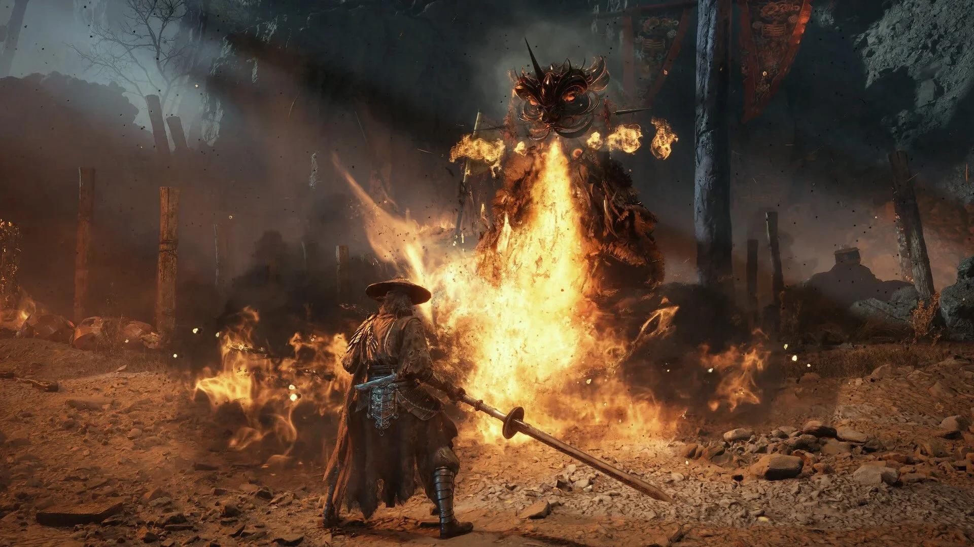 Soul, in a wide straw hat with a long blade, faces a huge masked boss breathing a column of fire in Phantom Blade Zero.
