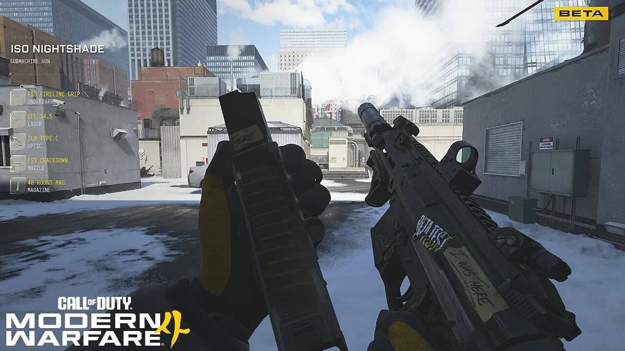 FSS Crackdown muzzle attachment selected on ISO Nightshade in MW4 loadout screen