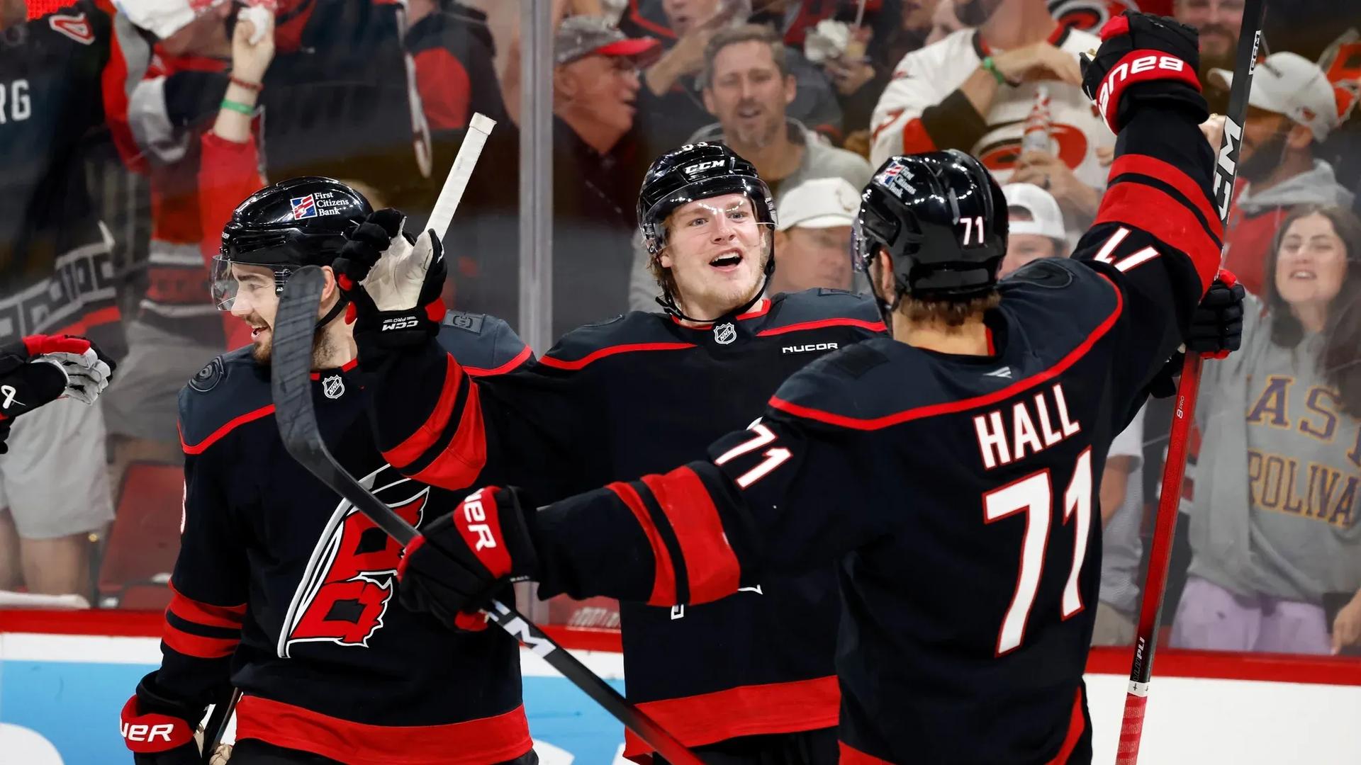 Hurricanes roll past Canadiens 6-1 in Eastern Conference Final, earn trip  to Stanley Cup Final | WIVT - News 34