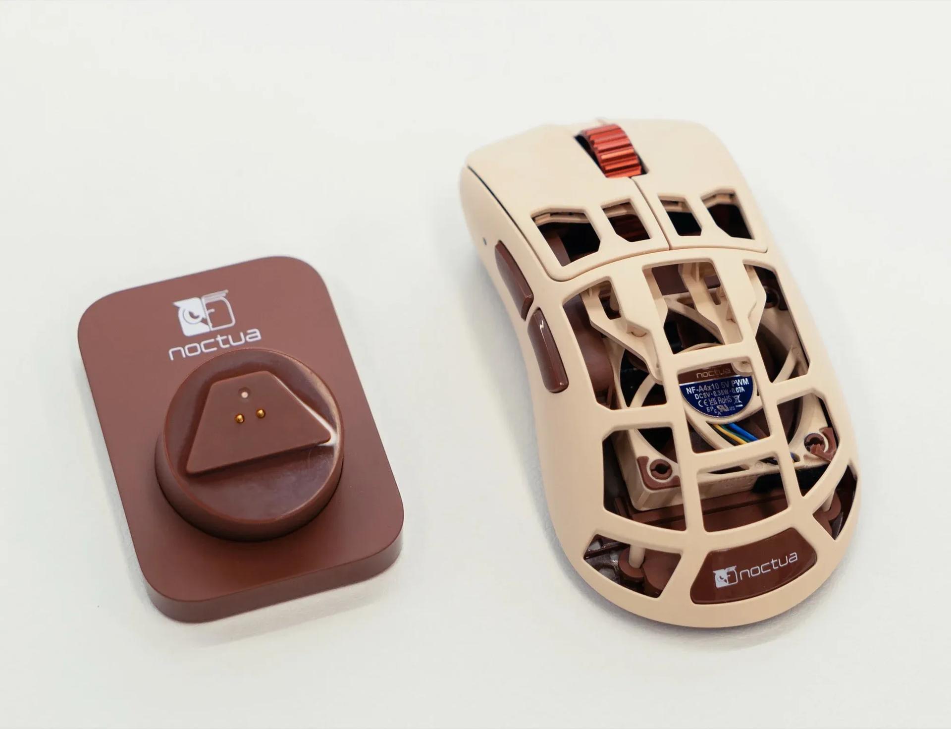 Noctua fan inside a gaming mouse ...