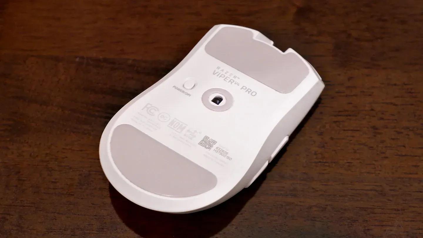 Đánh giá Razer Viper V4 Pro Gaming Mouse 2026 image