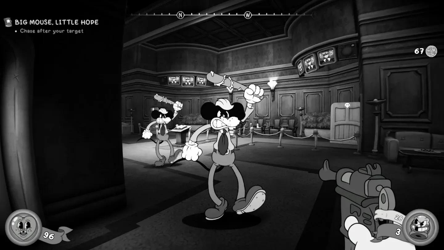 辦公室裡您的人偶架