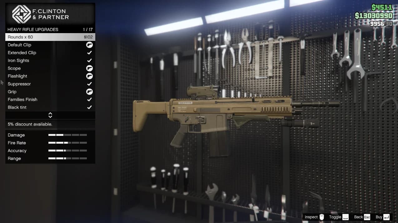 Steyr AUG A3 de Gray Zone Warfare con accesorios de riel en el menú de equipamiento