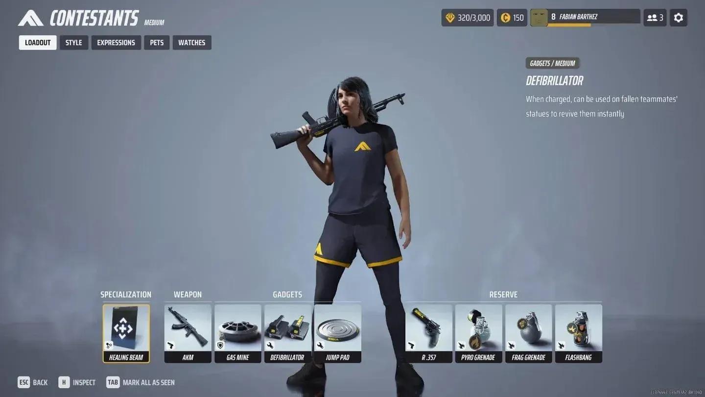 Medium loadout with defibrillator
