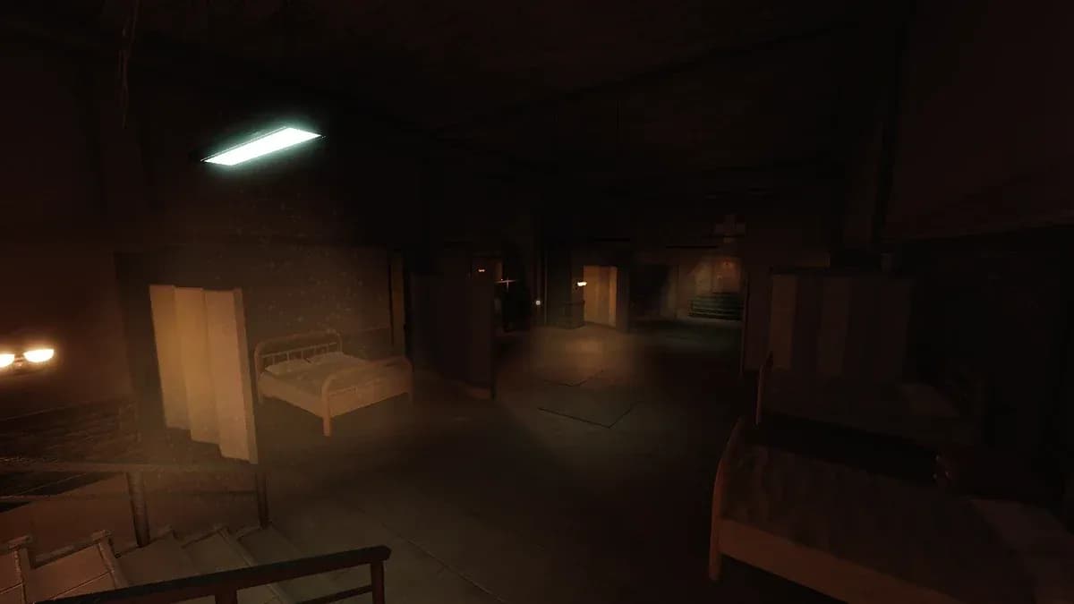 Hospital lobby before round begins