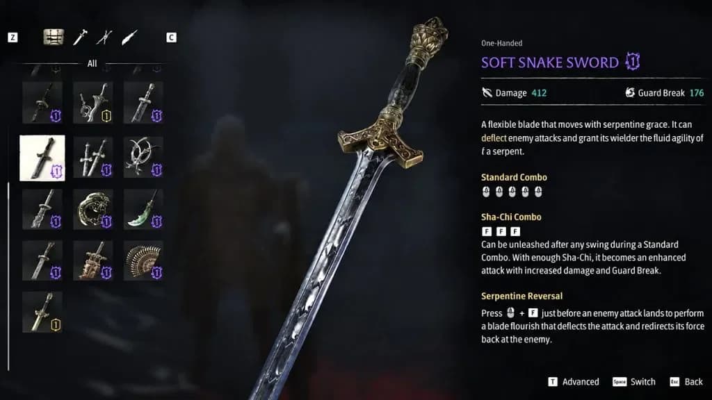Soul memegang Soft Snake Sword dalam posisi Guard sambil menghadapi bos yang menyerang